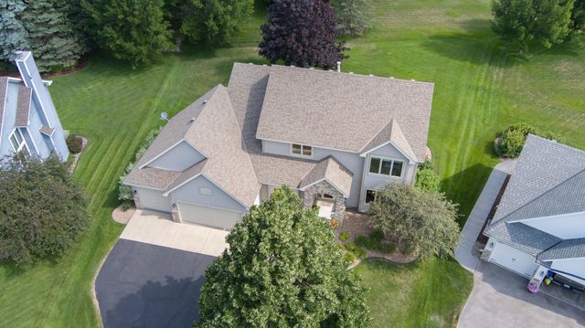 3895 Arlington Drive, Woodbury, MN 55129