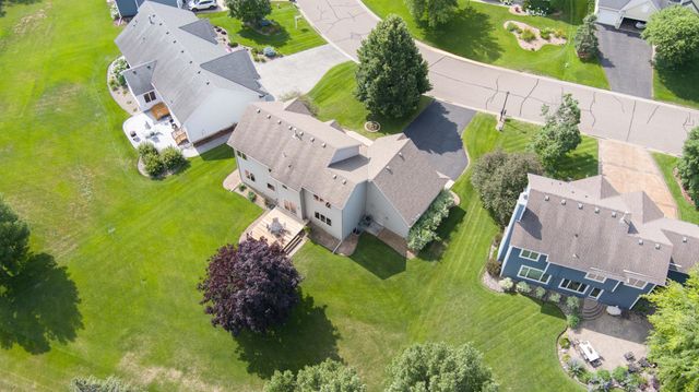 3895 Arlington Drive, Woodbury, MN 55129