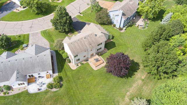 3895 Arlington Drive, Woodbury, MN 55129
