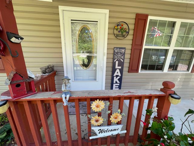 29 W Lakeshore Drive, Cherokee Village, AR 72529