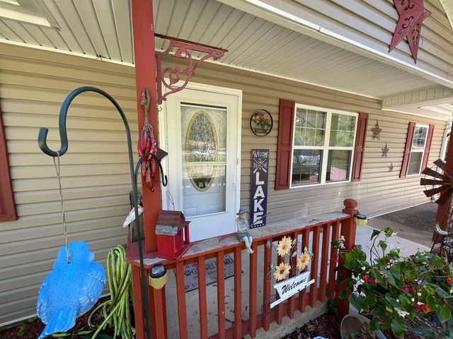 29 W Lakeshore Drive, Cherokee Village, AR 72529