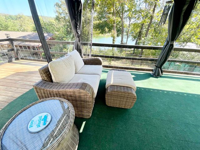 29 W Lakeshore Drive, Cherokee Village, AR 72529