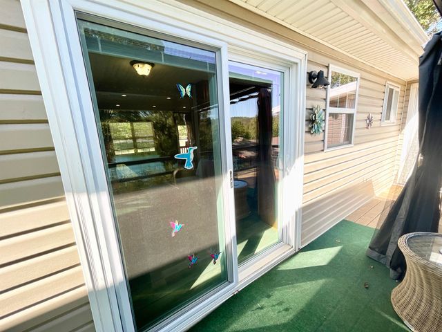 29 W Lakeshore Drive, Cherokee Village, AR 72529