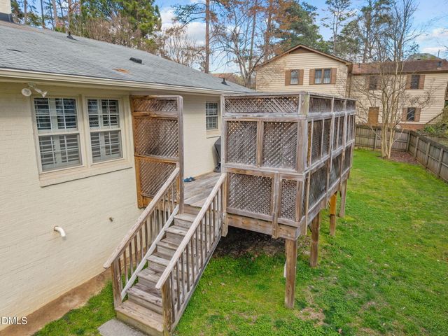 3213 Cobblestone Court, Raleigh, NC 27607