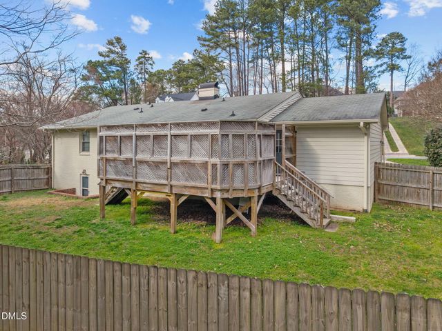 3213 Cobblestone Court, Raleigh, NC 27607