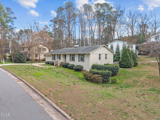 3213 Cobblestone Court, Raleigh, NC 27607