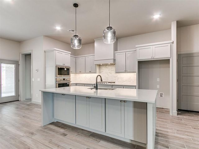 16108 Segovia Drive, Oklahoma City, OK 73170