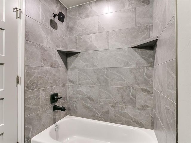 16108 Segovia Drive, Oklahoma City, OK 73170