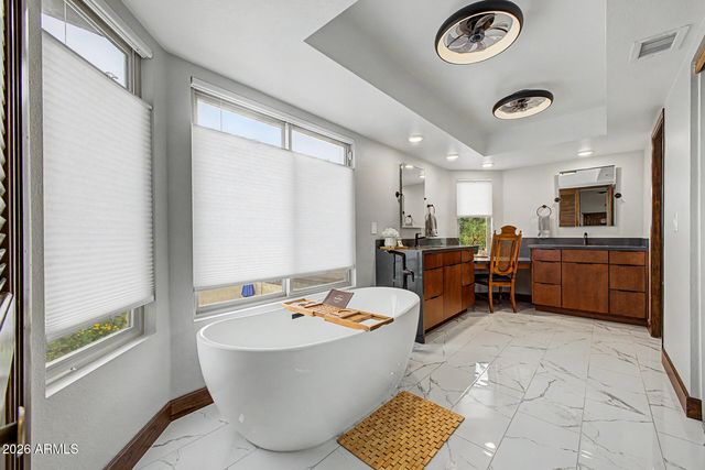 6408 W SUNNYSIDE Drive, Glendale, AZ 85304