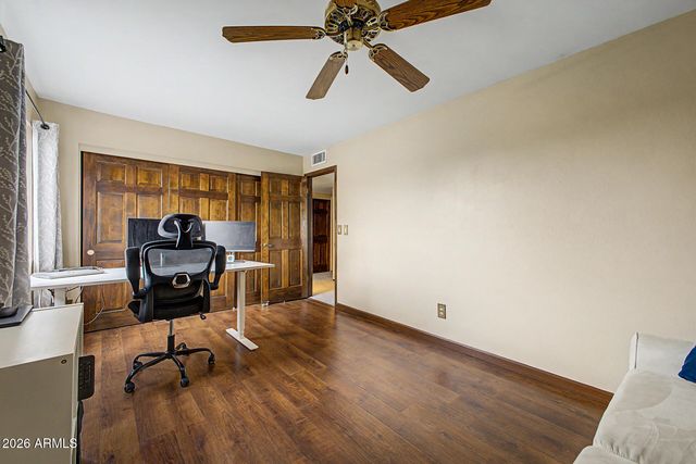 6408 W SUNNYSIDE Drive, Glendale, AZ 85304