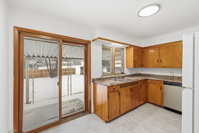 1346 Bella Vista Drive, Lexington, OH 44904