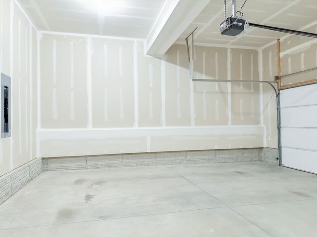 2007 S Warrior Lane, Waukee, IA 50263