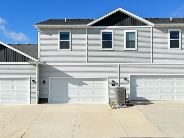 2007 S Warrior Lane, Waukee, IA 50263