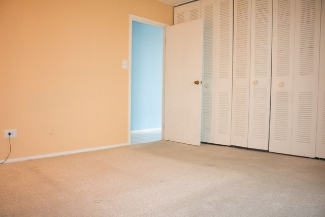 9701 N Dee Road 6M, Niles, IL 60714