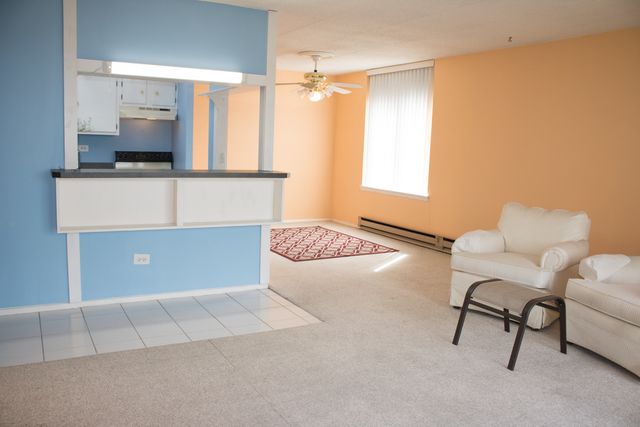 9701 N Dee Road 6M, Niles, IL 60714