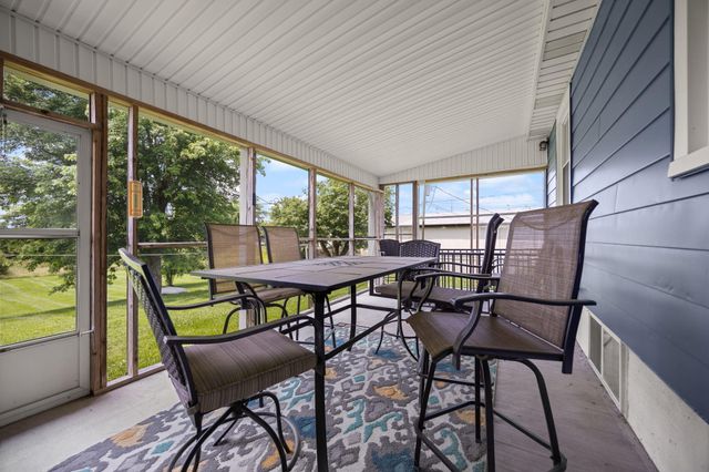 9209 W Highway 80, Nancy, KY 42544