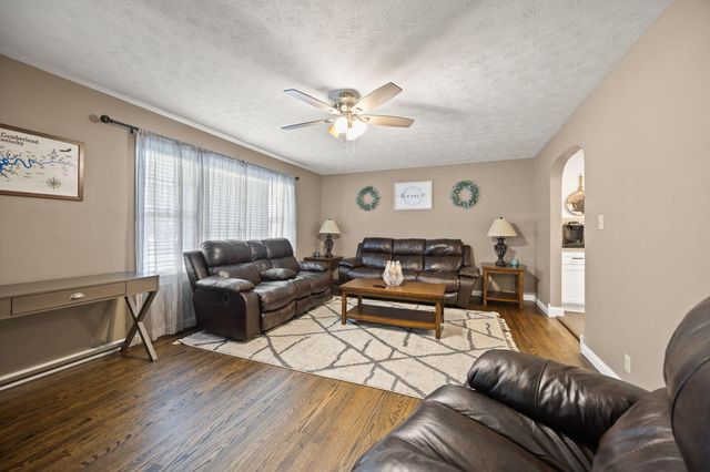 9209 W Highway 80, Nancy, KY 42544