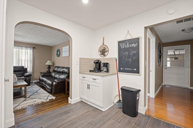 9209 W Highway 80, Nancy, KY 42544