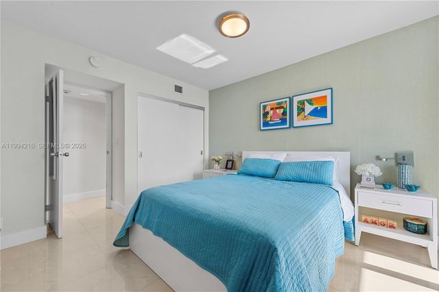 100 Bayview Drive 507, Sunny Isles Beach, FL 33160