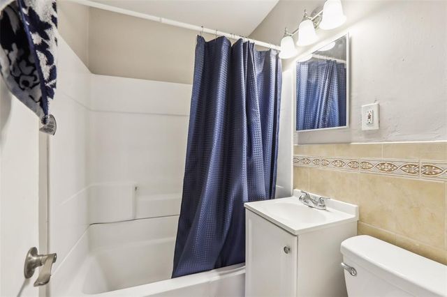 2726 25TH AVENUE N, St Petersburg, FL 33713
