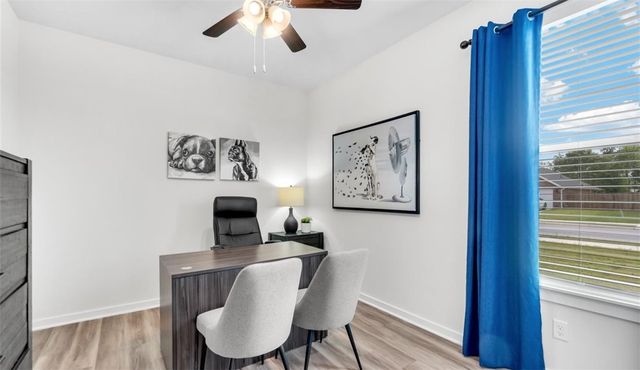 500 W Canada Drive, Farmington, AR 72730