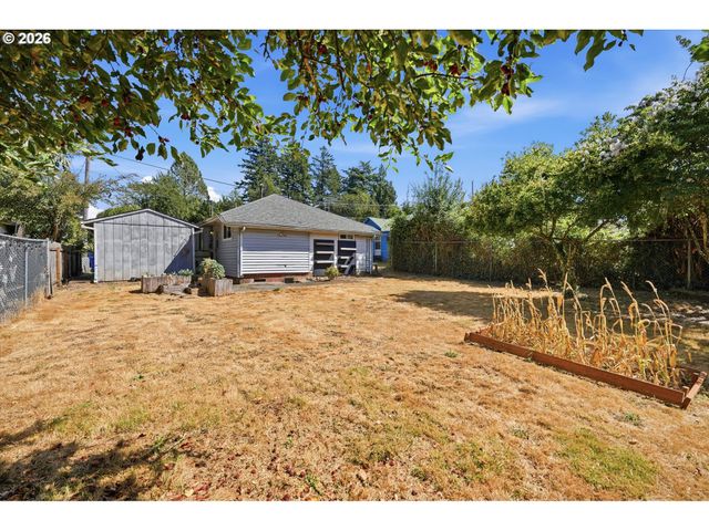 111 Se ELLIOTT Ave, Gresham, OR 97080