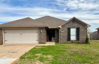 6 Tanzanite Drive, Greenbrier, AR 72058