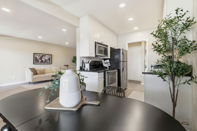 7150 Rainbow Drive 3, San Jose, CA 95129