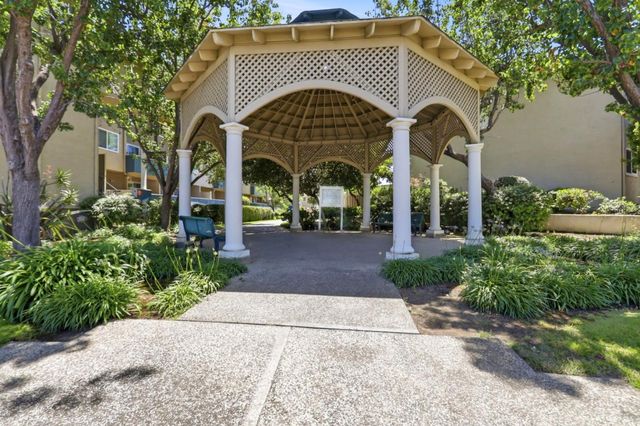 7150 Rainbow Drive 3, San Jose, CA 95129