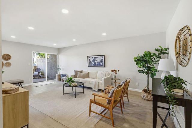 7150 Rainbow Drive 3, San Jose, CA 95129