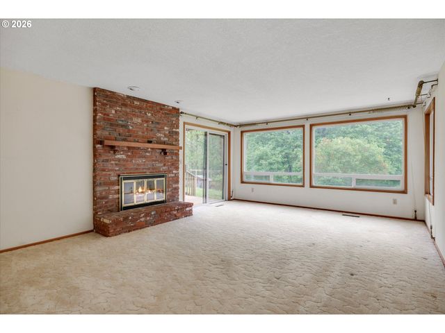 13098 DONALD Rd, Aurora, OR 97002