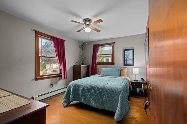 1624 MT VERNON STREET, Oshkosh, WI 54901