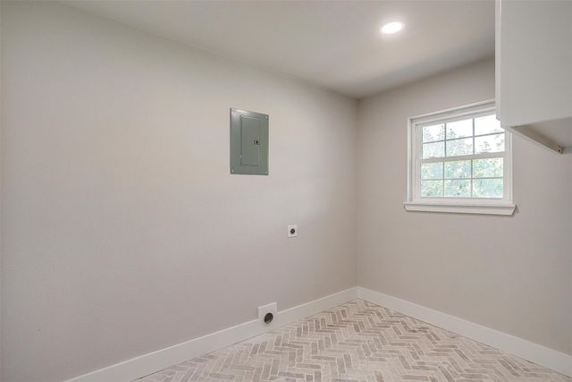 400 NW Jayellen Avenue, Burleson, TX 76028