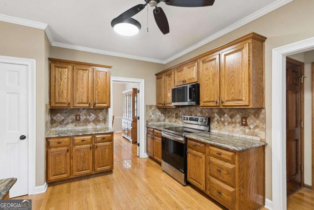 1623 Brentwood Crossing SE, Conyers, GA 30013