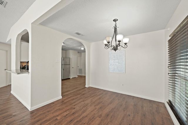 619 Shenandoah Drive, Richmond, TX 77469