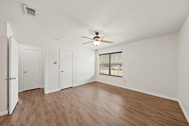 619 Shenandoah Drive, Richmond, TX 77469