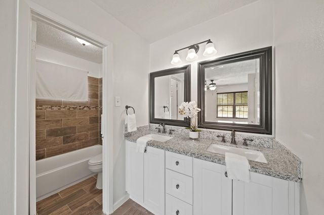 619 Shenandoah Drive, Richmond, TX 77469