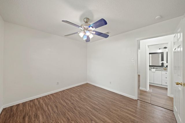 619 Shenandoah Drive, Richmond, TX 77469