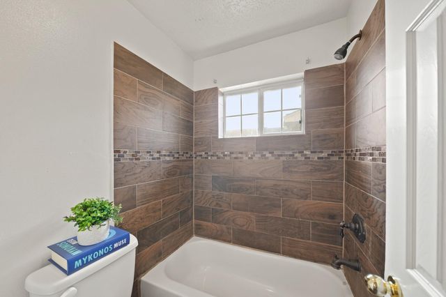 619 Shenandoah Drive, Richmond, TX 77469