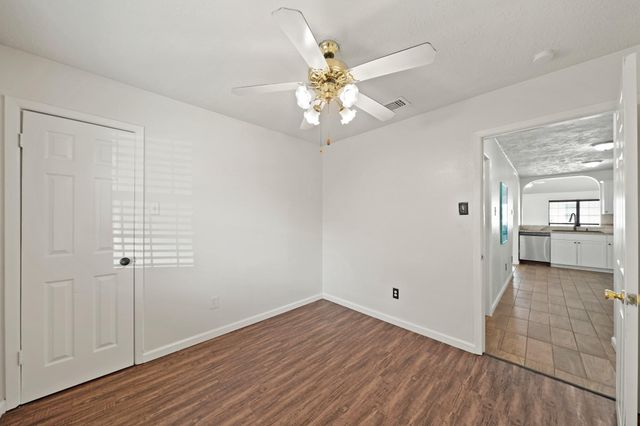 619 Shenandoah Drive, Richmond, TX 77469