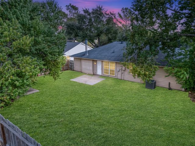 619 Shenandoah Drive, Richmond, TX 77469