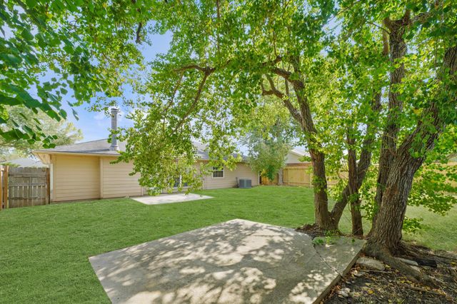 619 Shenandoah Drive, Richmond, TX 77469