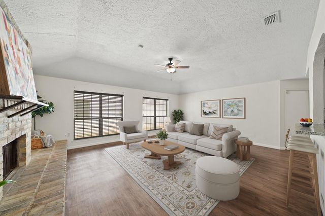 619 Shenandoah Drive, Richmond, TX 77469