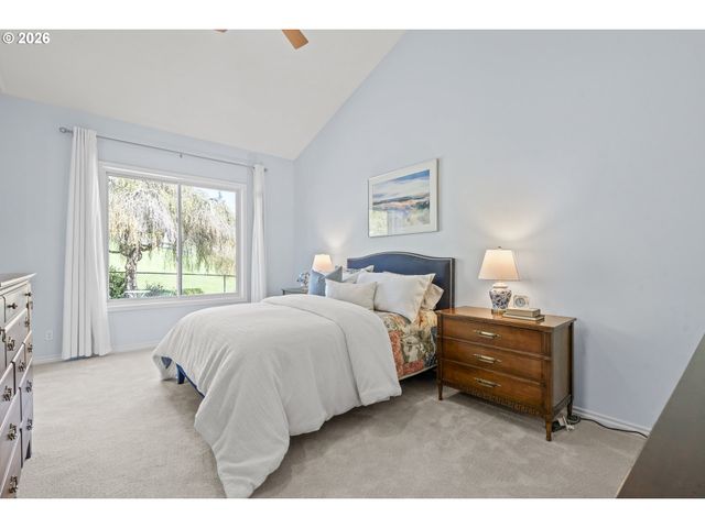 819 HAZELTINE Ave Se, Salem, OR 97306