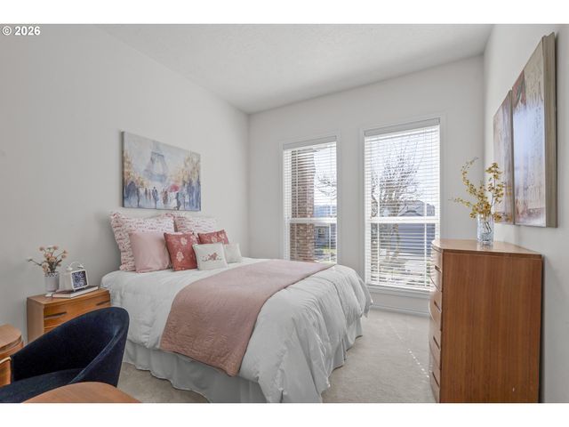 819 HAZELTINE Ave Se, Salem, OR 97306