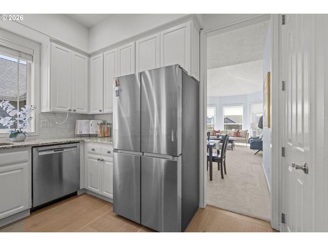 819 HAZELTINE Ave Se, Salem, OR 97306