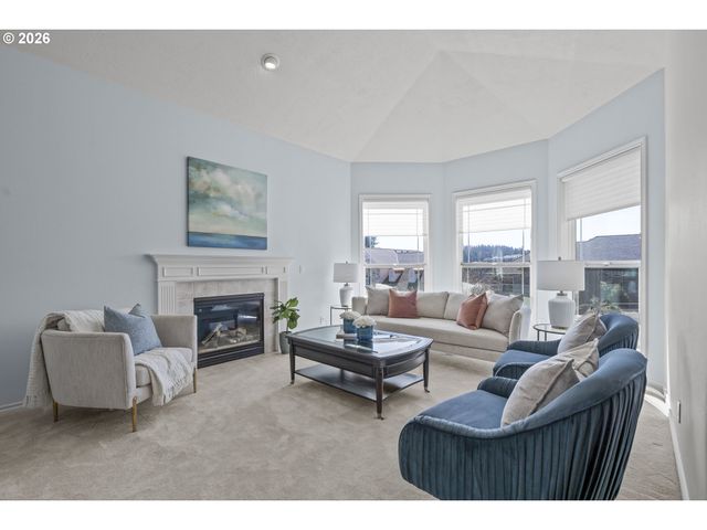 819 HAZELTINE Ave Se, Salem, OR 97306