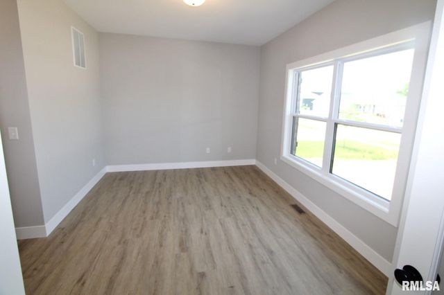 106 SAMUEL Court, Washington, IL 61571