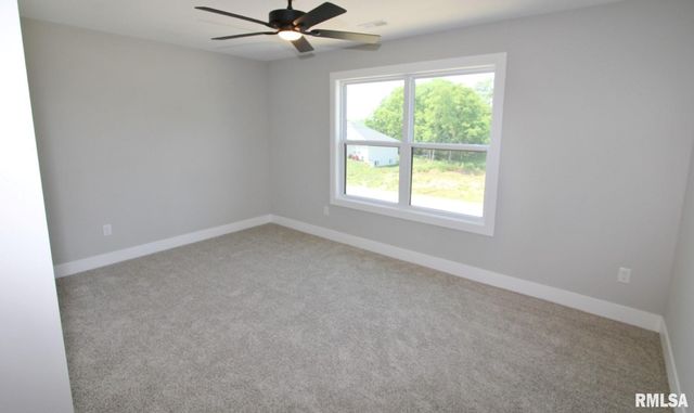 106 SAMUEL Court, Washington, IL 61571