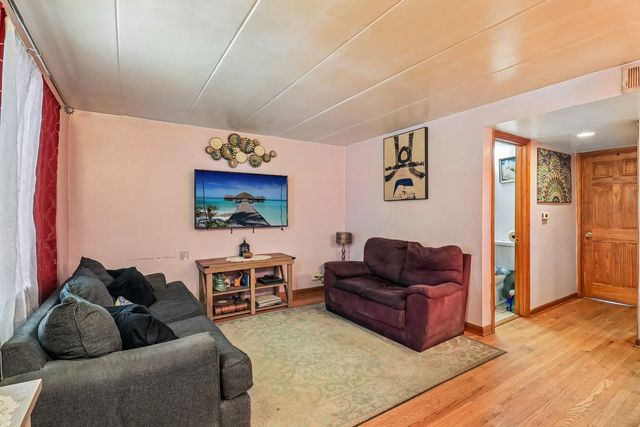 10033 Irving Park Road 1B, Schiller Park, IL 60176